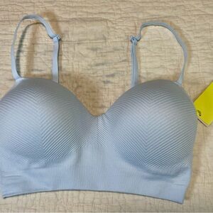 NWT ALL IN MOTION SPORTS BRA SIZE SMALL